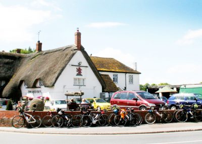 Cycle Tour visiting English Pub