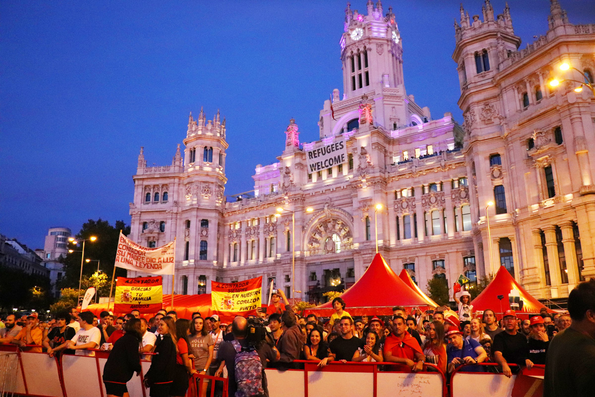 Visit Madrid's Plaza de Cibeles