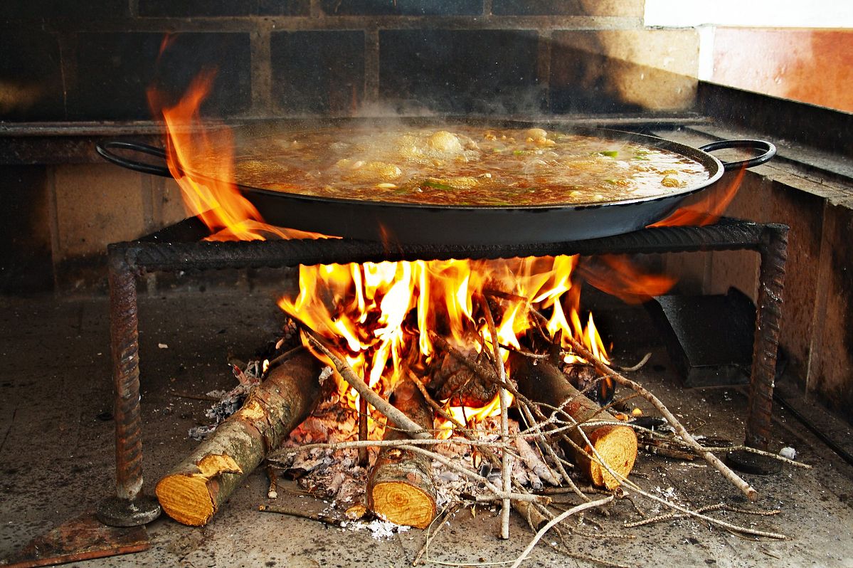 Paellero Pan, How to cook a Spanish Paella, traditionally