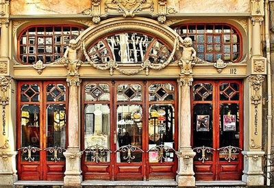 See the Harry Potter inspirational Cafe in Porto