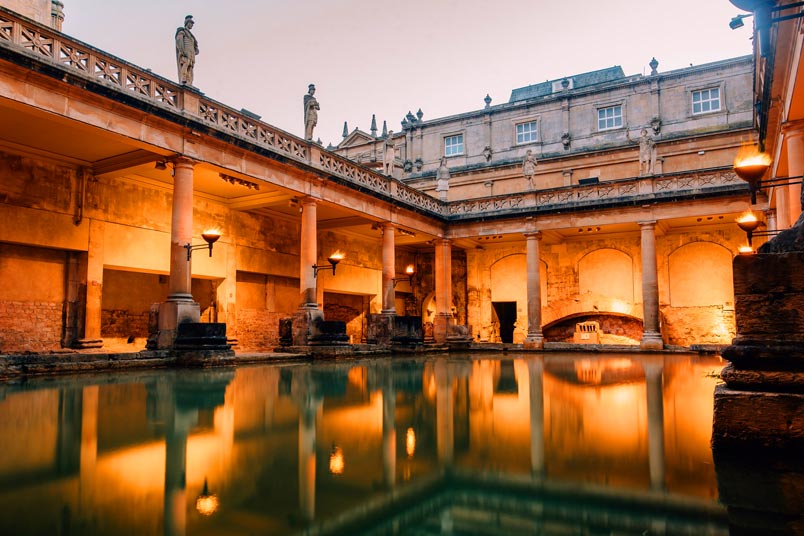 5 Reasons to visit Bath England