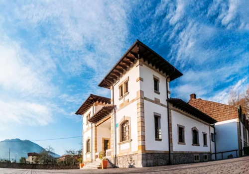Traditional Architecture Bike Tour hotel in Northern Spain