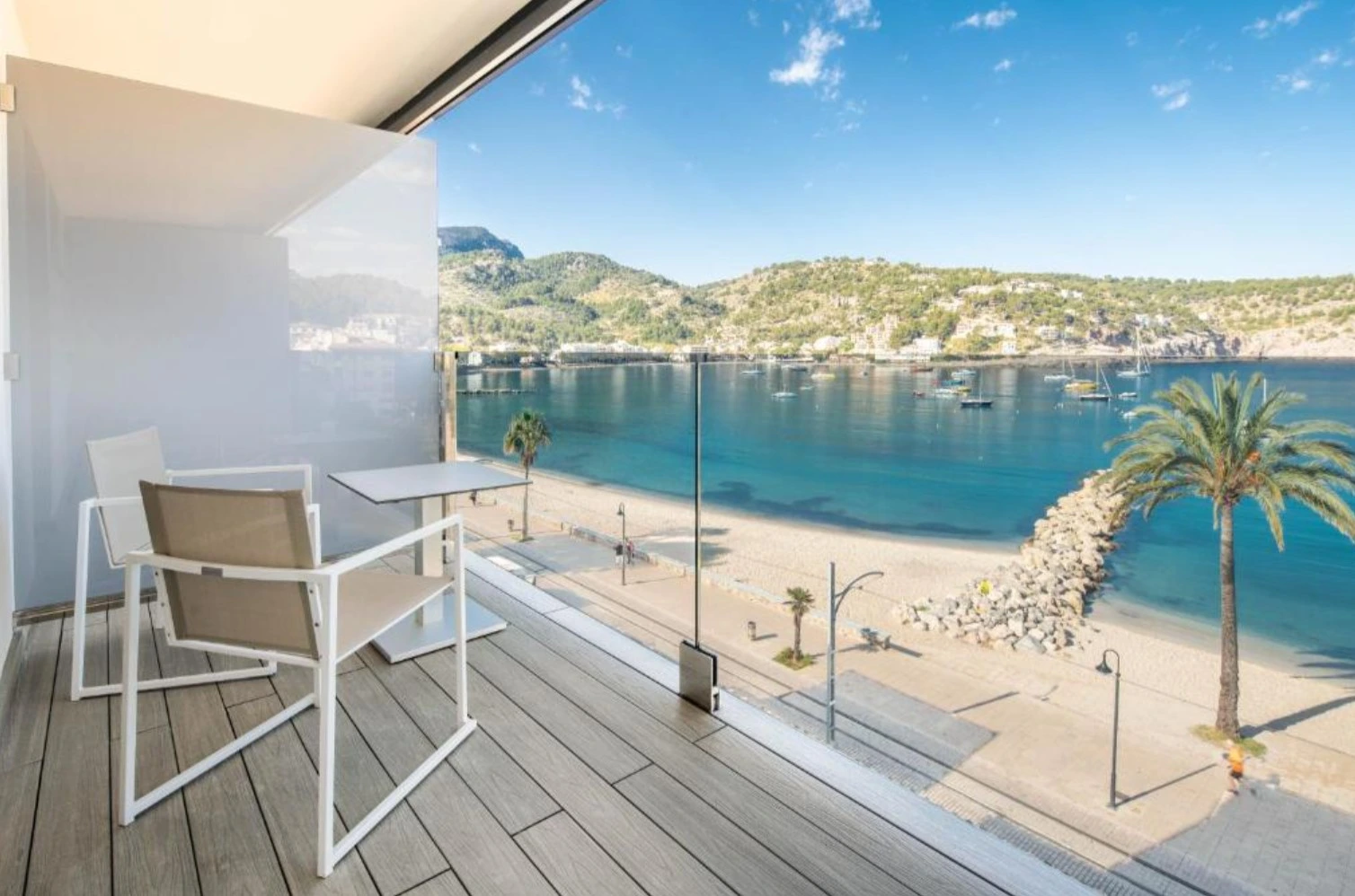 Road Cycling in Mallorca with good Hotels