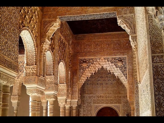 Best Monument in Spain to visit, Granada's Alhambra Palace